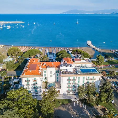 Szálloda Grande Sestri Levante