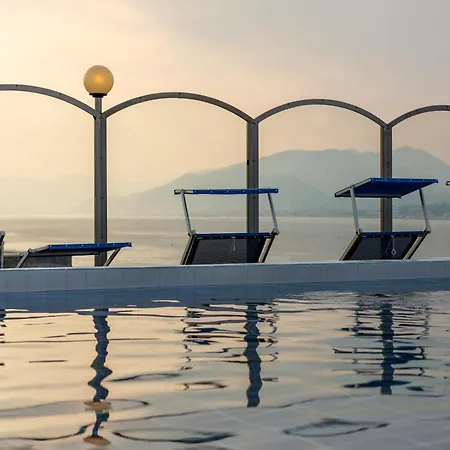 Szálloda Grande Sestri Levante