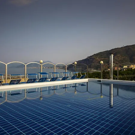 Grande 4* Sestri Levante