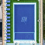 Hotell Grande 4*